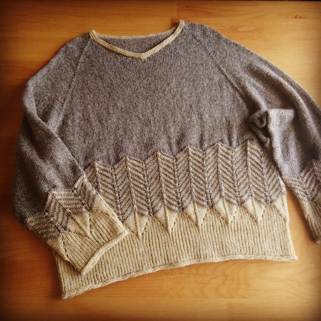 Feathers knitting pattern by Kineco Design
