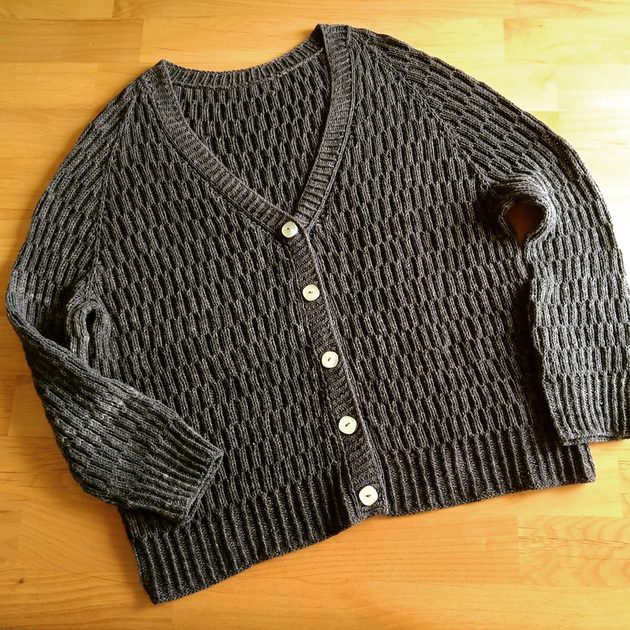 Sirogojno knitting pattern by Kineco Design
